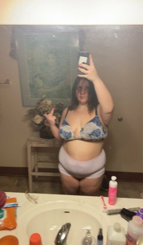 Naakte gelekte OnlyFans-foto van Uronlinegf