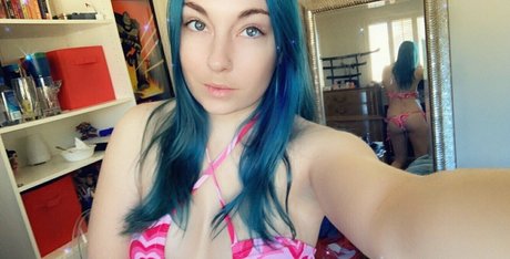 Naakte gelekte OnlyFans-foto van Mymaryangell