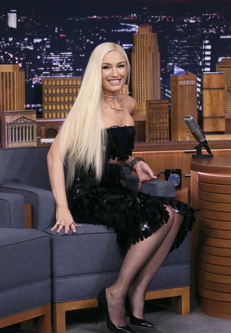 Naakte gelekte OnlyFans-foto van Gwen Stefani