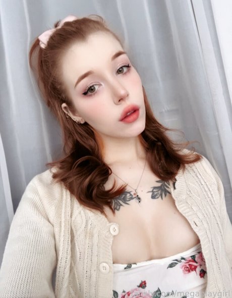 Megaplaygirl