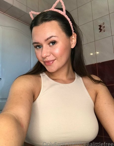 Bellalittlefree22