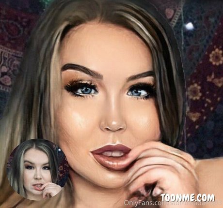 Naakte gelekte OnlyFans-foto van Stormieadams93