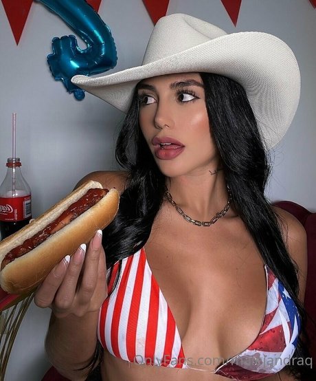 Naakte gelekte OnlyFans-foto van Malejandraq