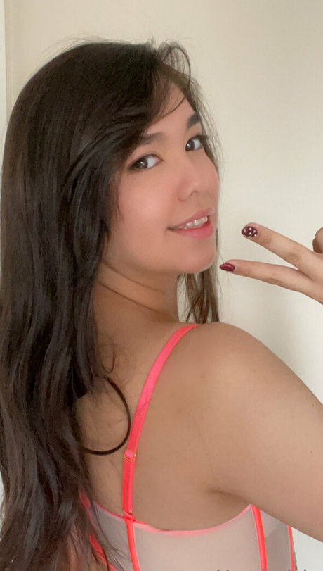 Naakte gelekte OnlyFans-foto van Yandericia
