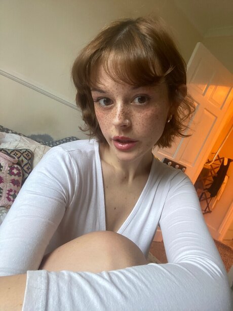 Naakte gelekte OnlyFans-foto van Peachy