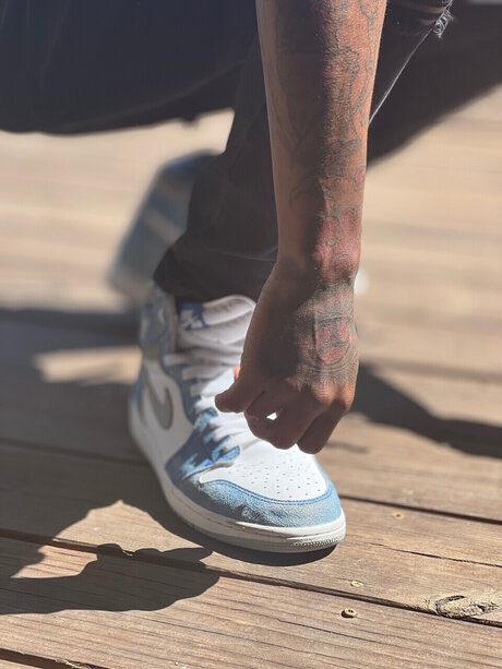 Naakte gelekte OnlyFans-foto van Jj Slim Official 