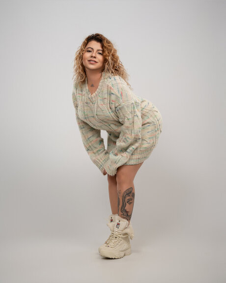 Naakte gelekte OnlyFans-foto van Jadedior