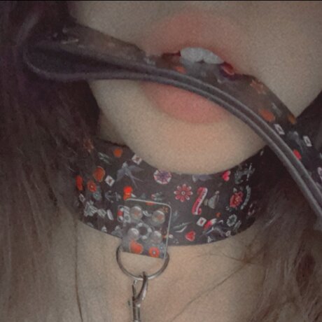 Naakte gelekte OnlyFans-foto van Juicylittlefae