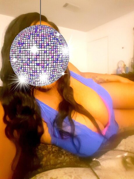 Naakte gelekte OnlyFans-foto van Beautifulbbw4u