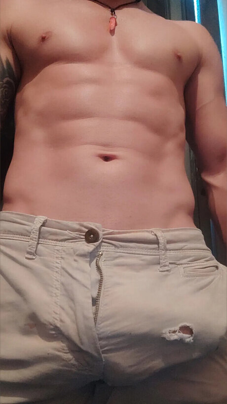 Naakte gelekte OnlyFans-foto van Chris