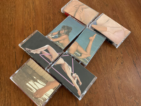 Naakte gelekte OnlyFans-foto van Soft Core