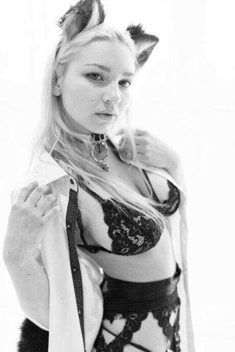 Naakte gelekte OnlyFans-foto van Araksin