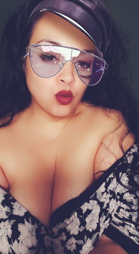 Naakte gelekte OnlyFans-foto van Sweetweed22