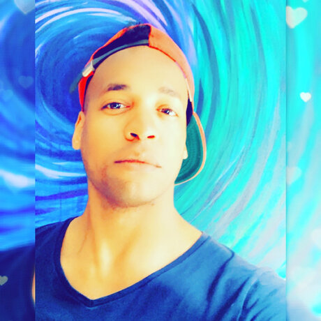 Naakte gelekte OnlyFans-foto van Brent Takala