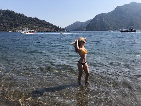 Naakte gelekte OnlyFans-foto van Joanna