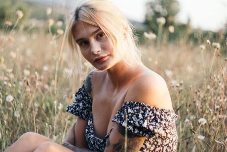 Naakte gelekte OnlyFans-foto van Jenny Luckie