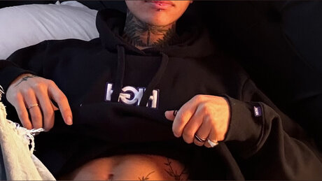 Naakte gelekte OnlyFans-foto van Tequila