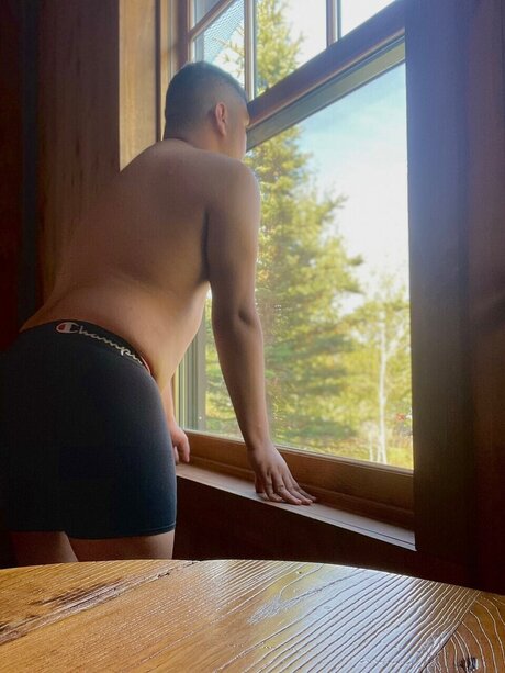 Naakte gelekte OnlyFans-foto van Rocky