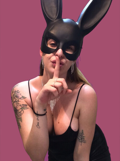 Naakte gelekte OnlyFans-foto van Pinkyx