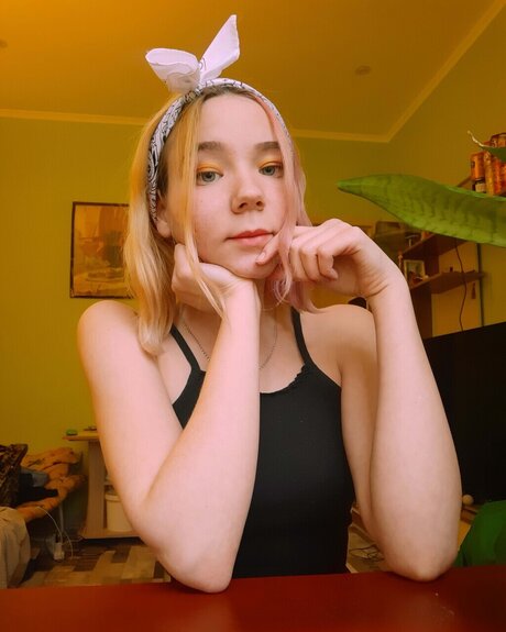 Naakte gelekte OnlyFans-foto van Suziebrandofree