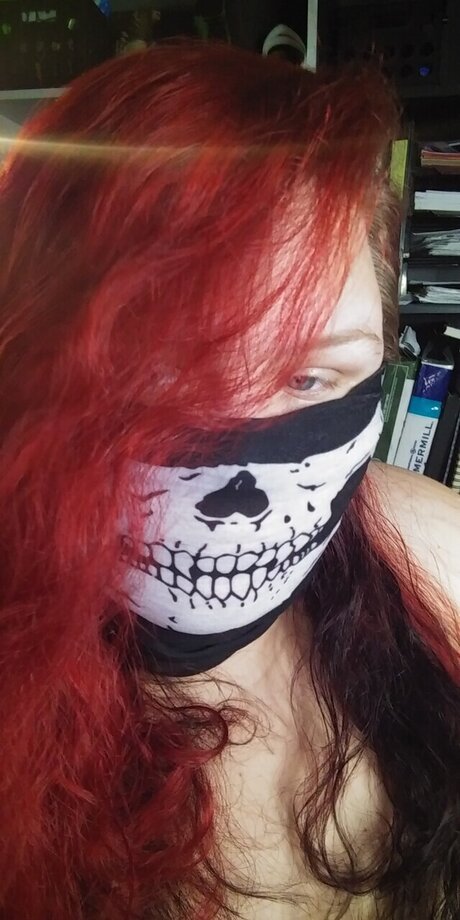 Naakte gelekte OnlyFans-foto van Littlemisswicked13