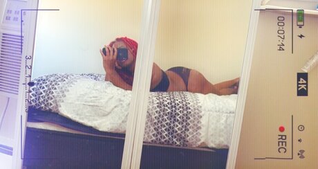 Naakte gelekte OnlyFans-foto van Soul Feeder