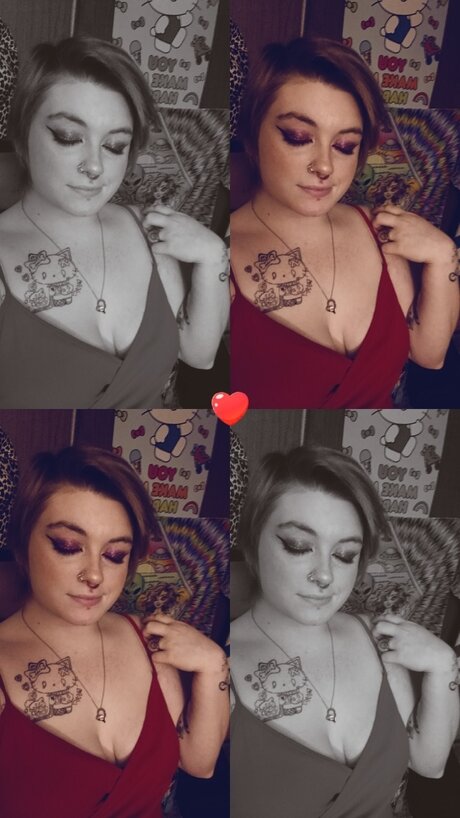 Naakte gelekte OnlyFans-foto van Cleo