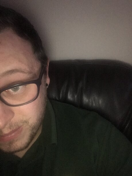 Naakte gelekte OnlyFans-foto van Rich