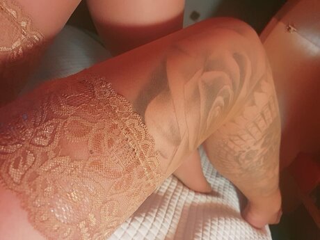 Naakte gelekte OnlyFans-foto van Mundolibre10