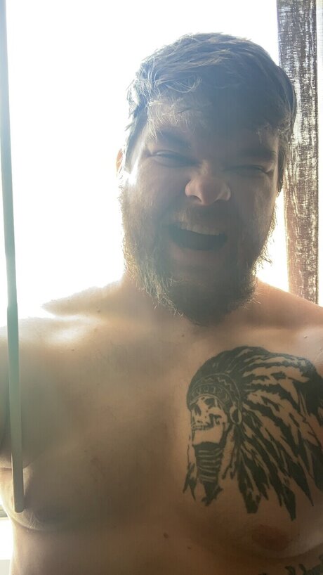 Naakte gelekte OnlyFans-foto van Austin