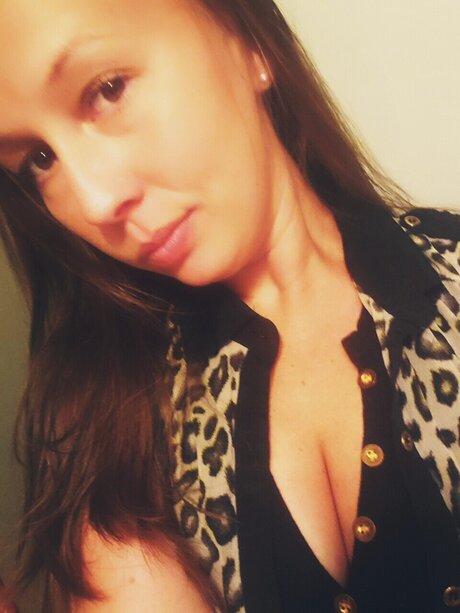 Naakte gelekte OnlyFans-foto van Lovergirl