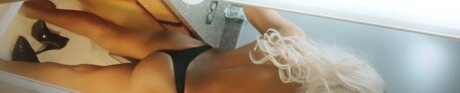 Naakte gelekte OnlyFans-foto van Shandy