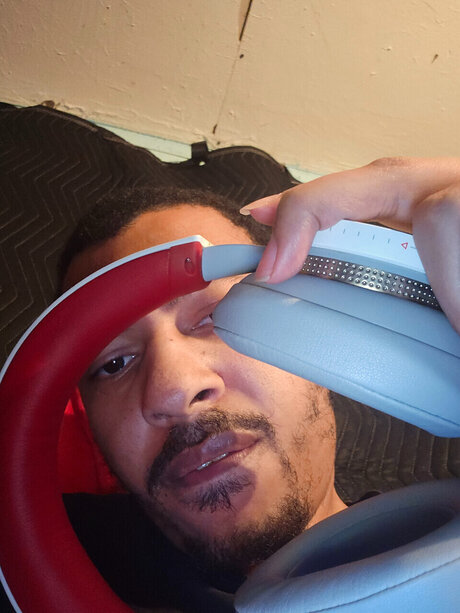 Naakte gelekte OnlyFans-foto van Oneplayergamer