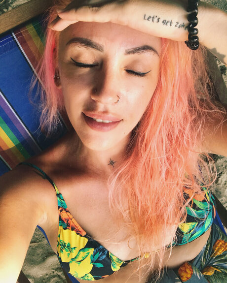 Naakte gelekte OnlyFans-foto van Tatiana Fozzy
