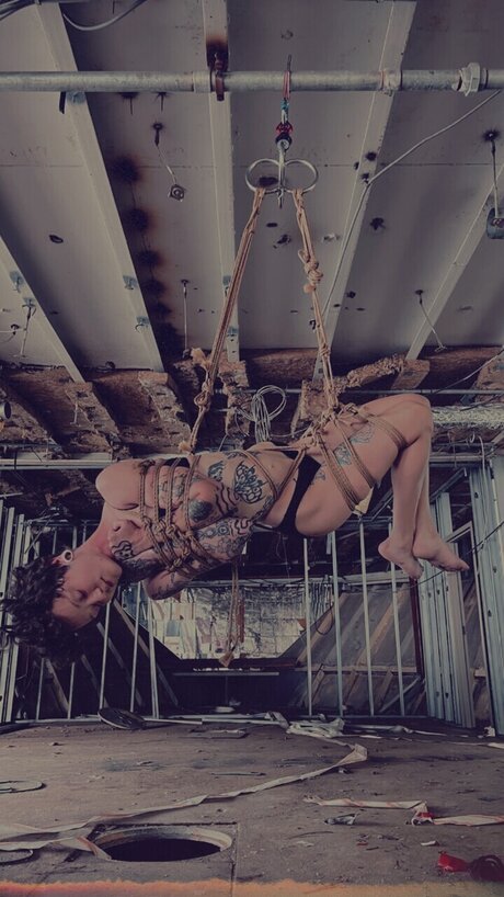Naakte gelekte OnlyFans-foto van Babyy
