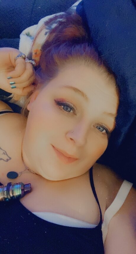 Naakte gelekte OnlyFans-foto van Nikkibaby