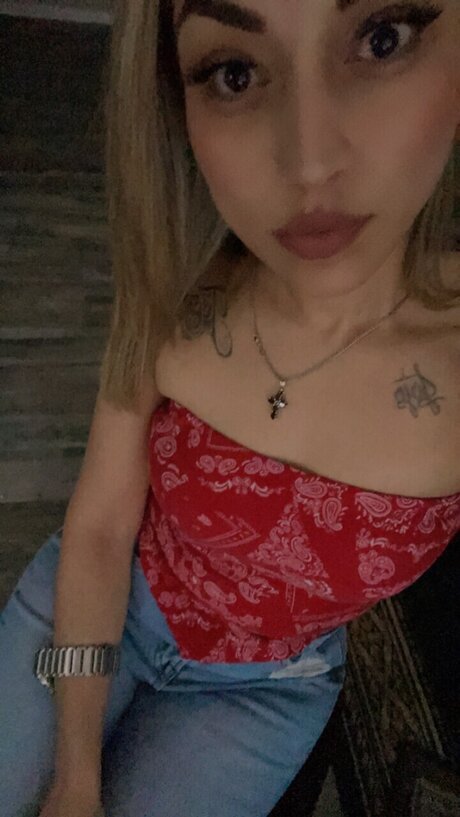 Naakte gelekte OnlyFans-foto van Abc