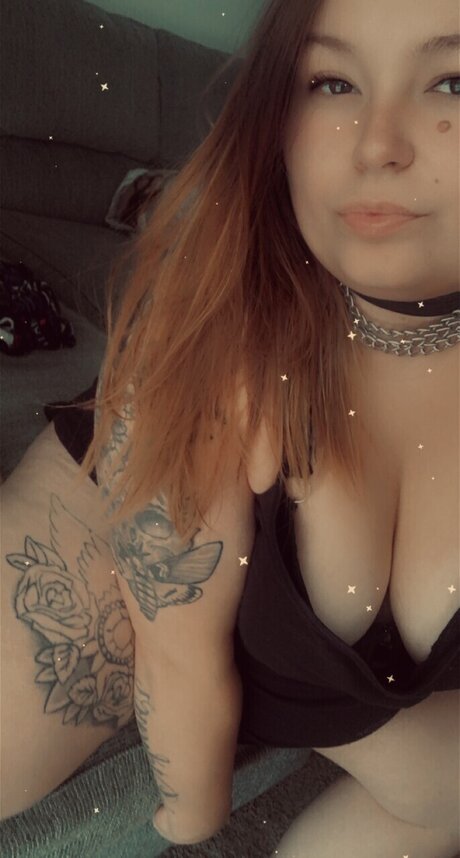 Naakte gelekte OnlyFans-foto van Toni