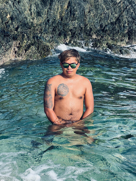 Naakte gelekte OnlyFans-foto van Brownpeach