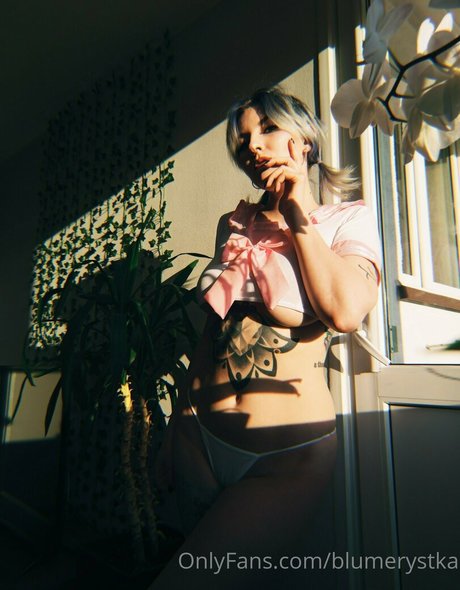 Naakte gelekte OnlyFans-foto van Bebeblu