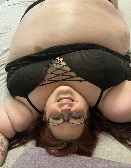 Naakte gelekte OnlyFans-foto van Celiabbw