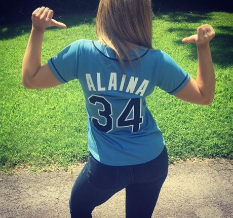 Lauren Alaina