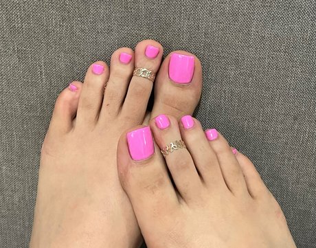 Naakte gelekte OnlyFans-foto van Anafeetish
