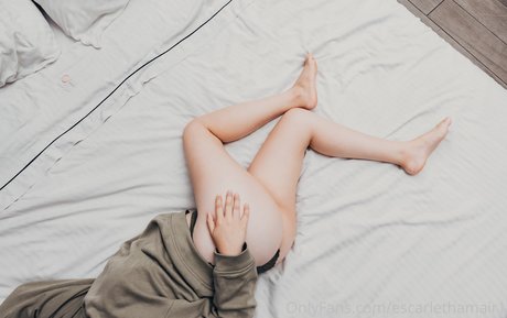Naakte gelekte OnlyFans-foto van Jdjeo