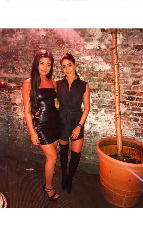 Naakte gelekte OnlyFans-foto van Gayle Johnstone