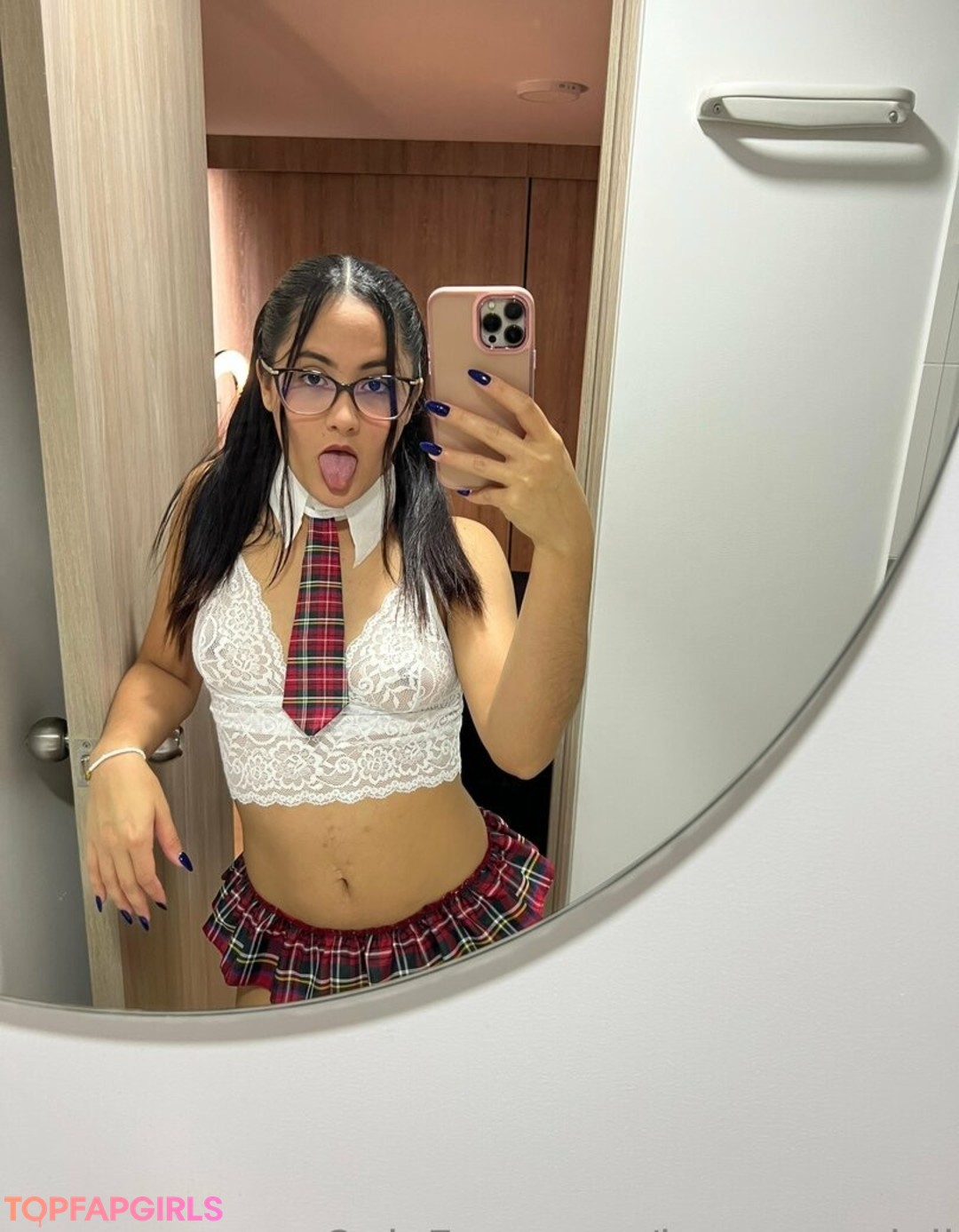 Naakte gelekte OnlyFans-foto van Iamqueenjaii #79 Naakte gelekte OnlyFans-foto van Iamqueenjaii #79