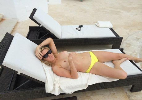 Ellie Goulding