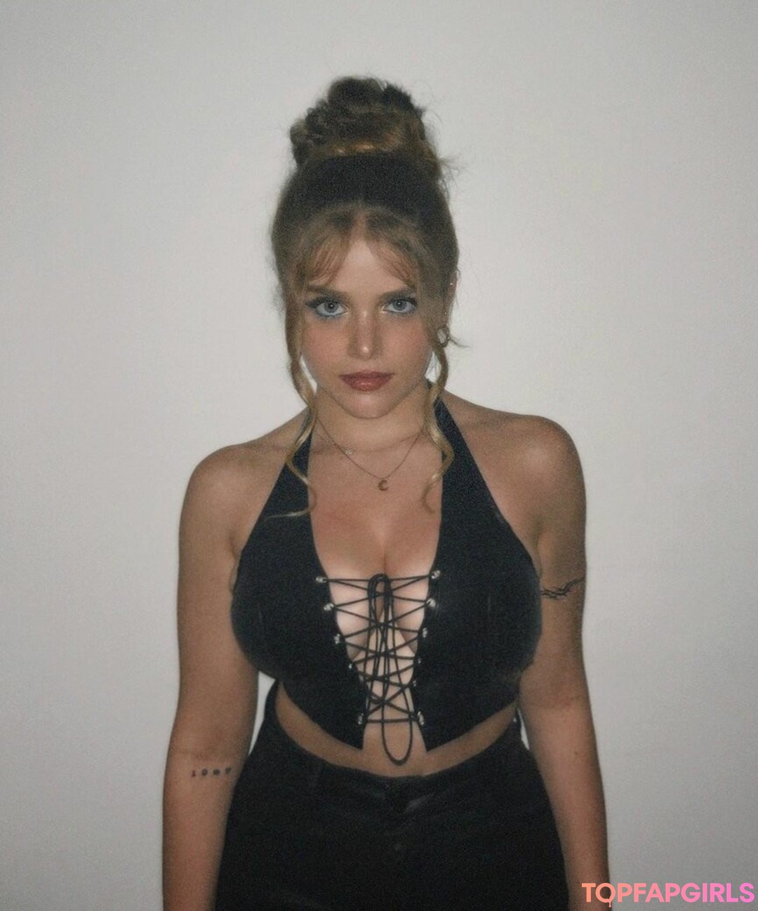 Naakte gelekte OnlyFans-foto van Gabriella Couto #65 Naakte gelekte OnlyFans-foto van Gabriella Couto #65