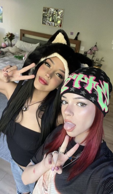 Naakte gelekte OnlyFans-foto van Pami Baby