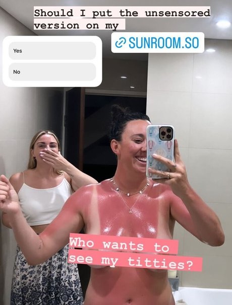Naakte gelekte OnlyFans-foto van Comfortableinmyskin